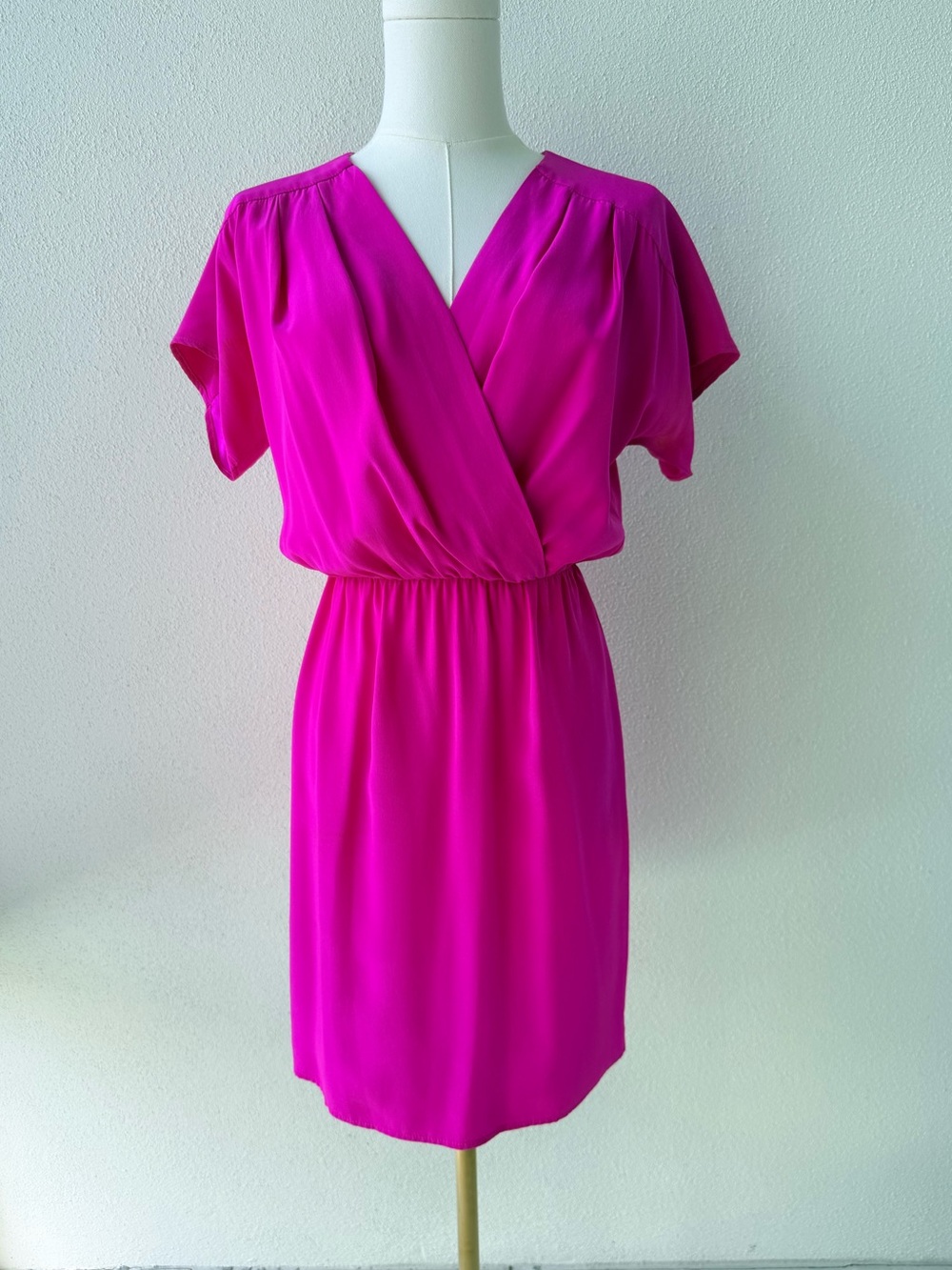 Amanda Uprichard BEST color ever, fuschia silk dress, Petite. SO GOOD ON!